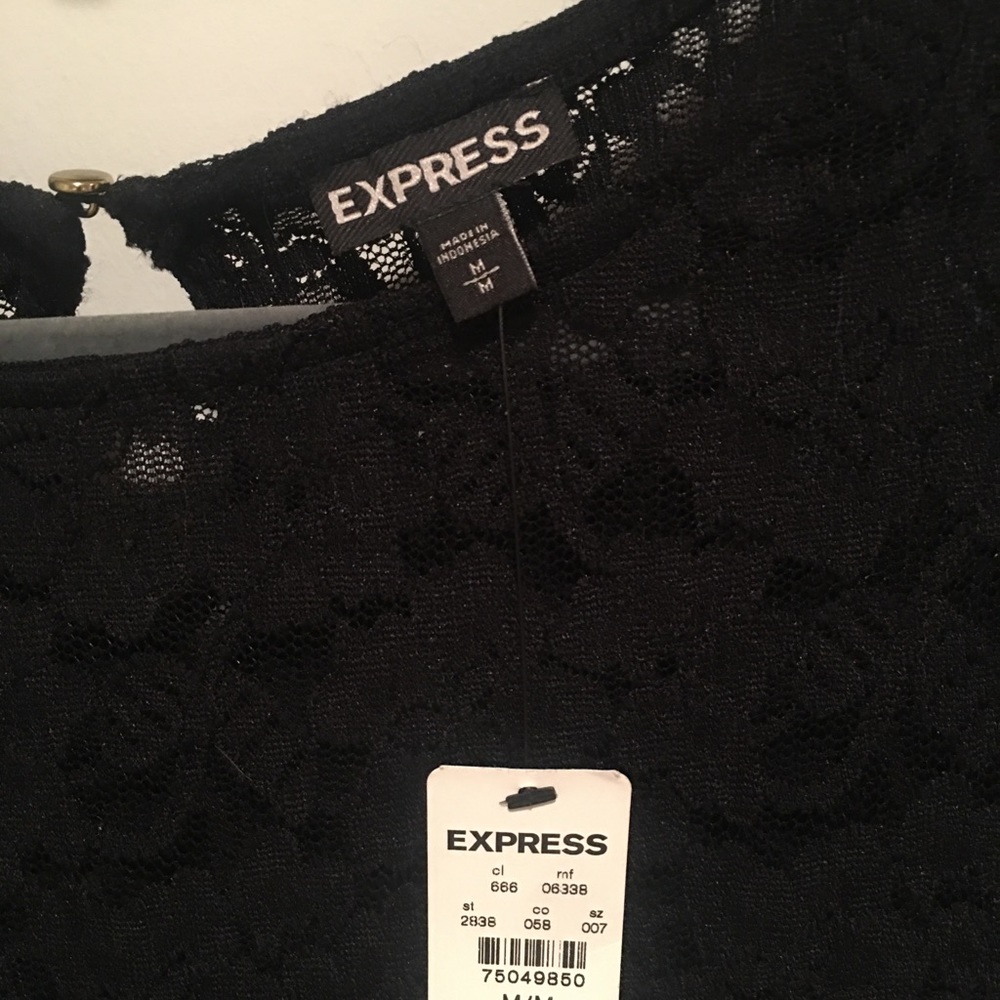 EXPRESS | LACE TOP - Picture 3 of 4